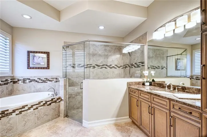 7348  Lantana  WAY, Naples, FL 34119