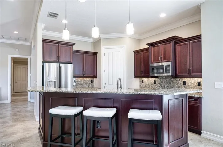 7348  Lantana  WAY, Naples, FL 34119