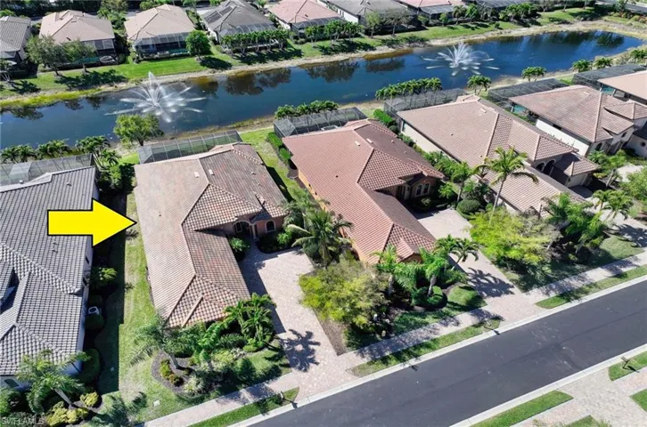 7348  Lantana  WAY, Naples, FL 34119