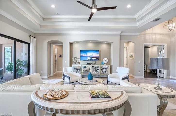 7348  Lantana  WAY, Naples, FL 34119