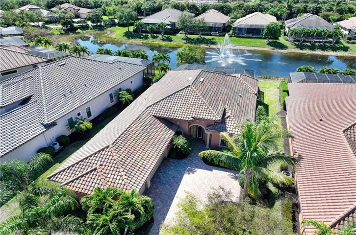 7348  Lantana  WAY, Naples, FL 34119