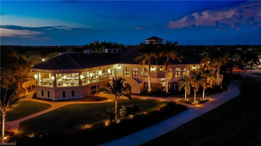 Heritage Bay Clubhouse at Sunset