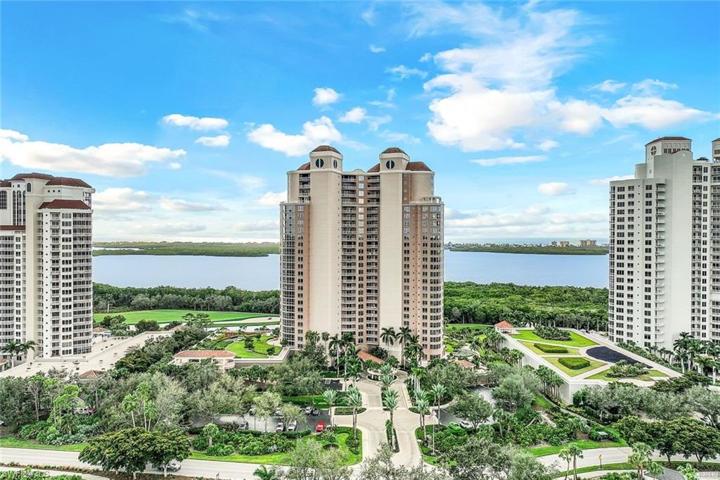 Estancia is a gorgeous building overlooking the Bay and Gulf of Mexico.