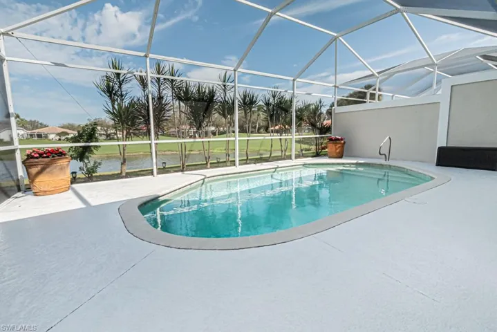 2037  Crestview  WAY, Naples, FL 34119