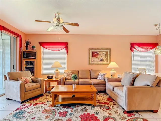 6930 Huntington Lakes Cir 104, Naples, Florida 34119