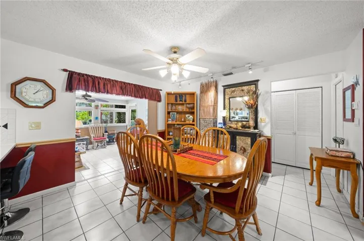1370  Illinois  DR, Naples, FL 34103