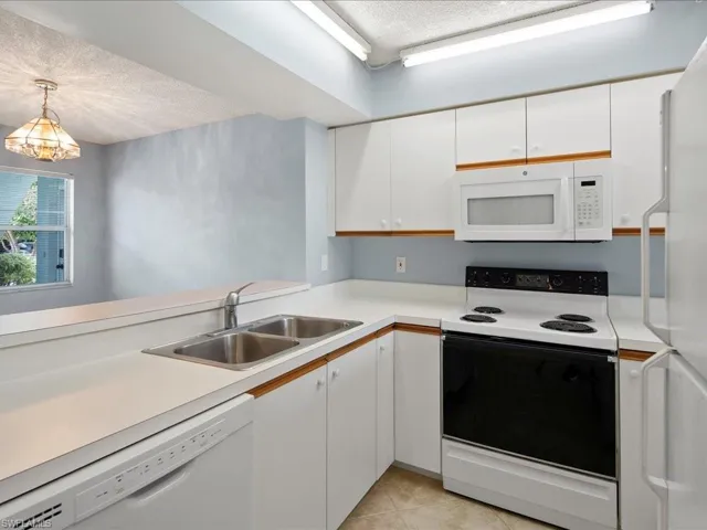 173 Grand Oaks Way # O102, Naples Fl 34110