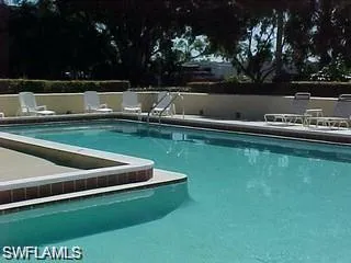 1420 Green Valley Cir 802, Naples, Florida 34104