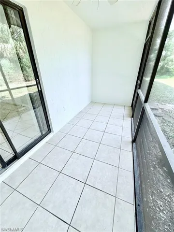 1420 Green Valley Cir 802, Naples, Florida 34104