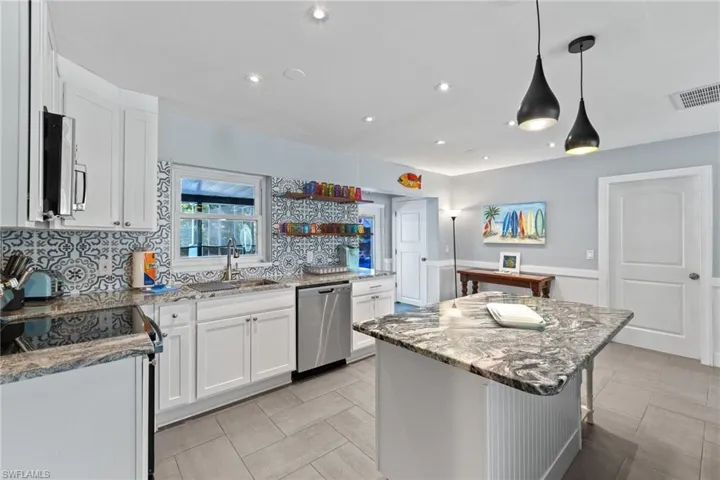 All kitchen utensils, appliances, cups and dishware included to start right off with you Airbnb / VRBO vacation rental or vacation home. All new cabinets, granite counters, and appliances.