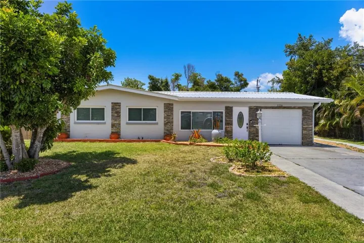 Enjoy wonderful Florida living at it's best in this vacation neighborhood called the Yacht Club neighborhood.  The premier location in all of Cape Coral!  Close to downtown and the Yacht Club beach.  Just 20 minutes from Ft Myers beach.
