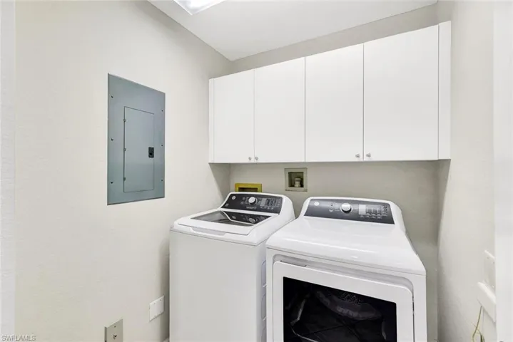 9261 Palmetto Ridge Dr 102, Estero, Florida 34135