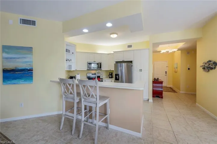 460  LAUNCH  CIR, Naples, FL 34108