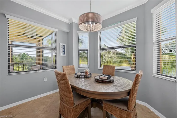 9727 Acqua Ct 433, Naples, Florida 34113