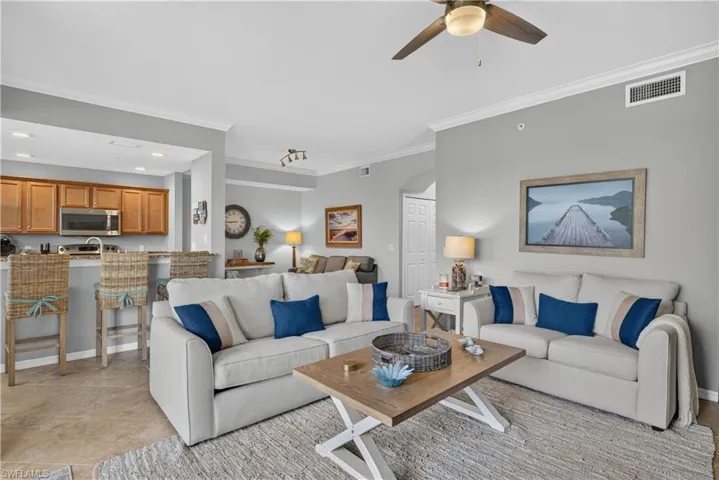9727 Acqua Ct 433, Naples, Florida 34113