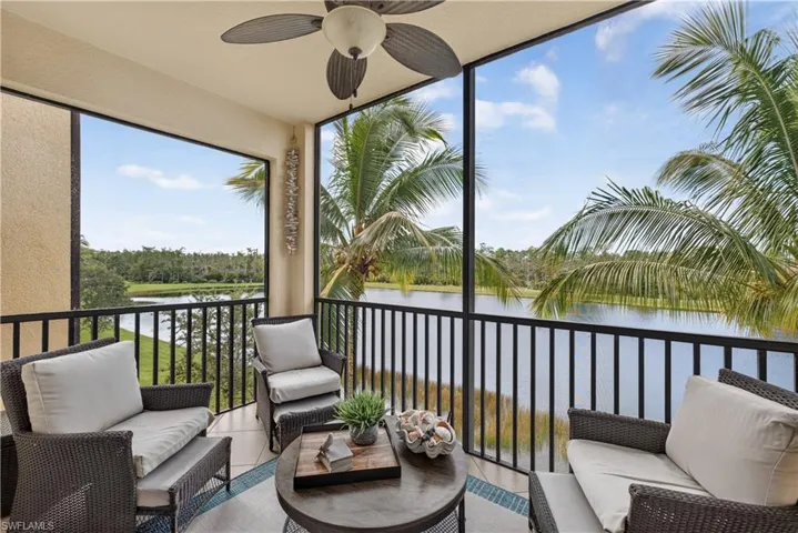 9727 Acqua Ct 433, Naples, Florida 34113