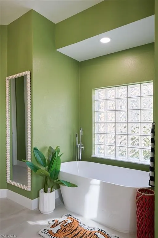8500 Southwind Bay CIR, Fort Myers, FL 33908,224092692