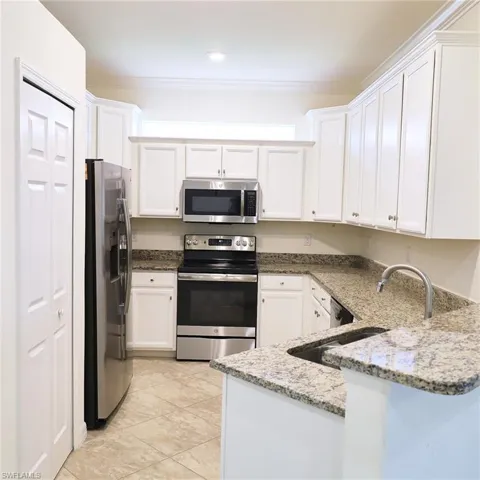 1980  Wellington  ST, Naples, FL 34120