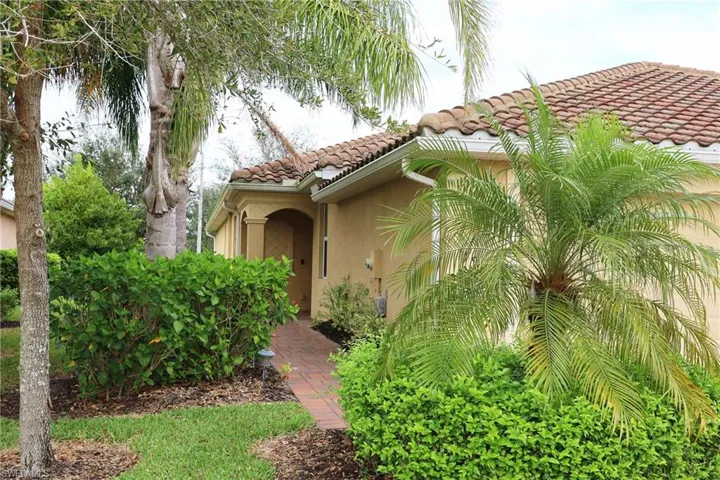 1980  Wellington  ST, Naples, FL 34120