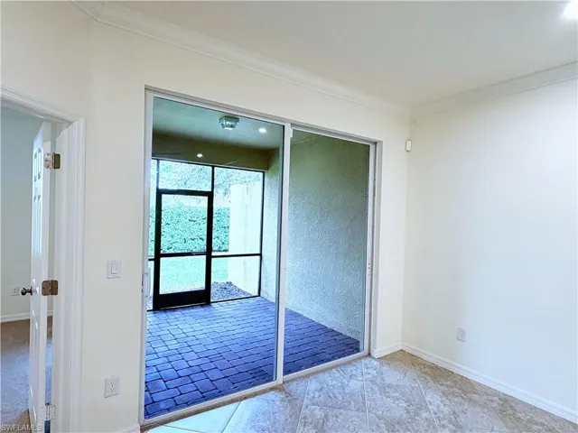 1980  Wellington  ST, Naples, FL 34120