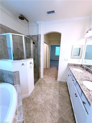 1980  Wellington  ST, Naples, FL 34120