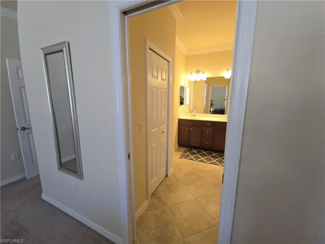 Entry to master bath