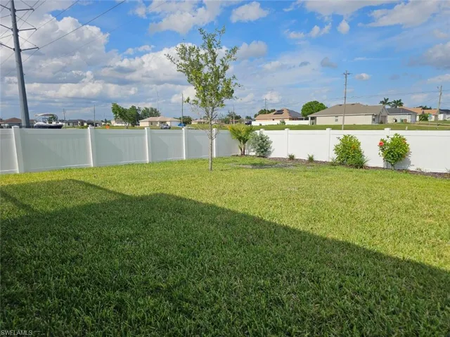 625 El Dorado Blvd N, Cape Coral, Florida 33993