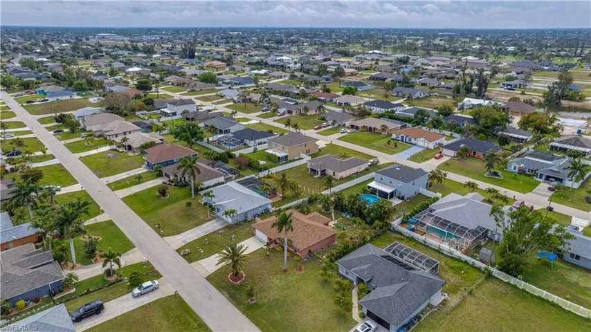 1502 SW 14th ST, CAPE CORAL FL 33991