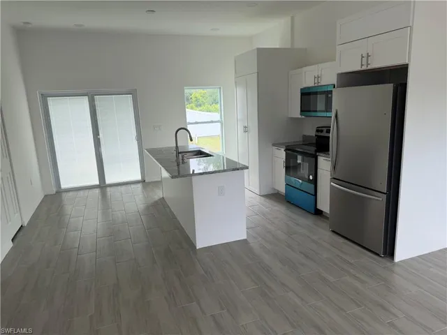 2620  57th W ST, Lehigh Acres, FL 33971