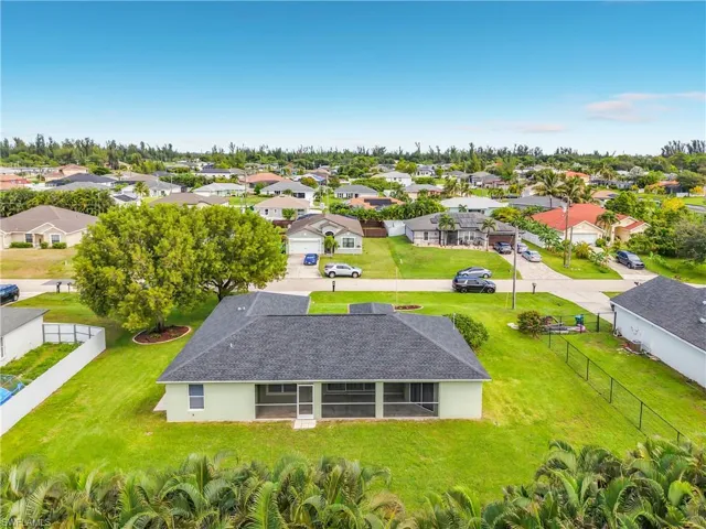 1808 Sw 12th Ln, Cape Coral, Florida 33991