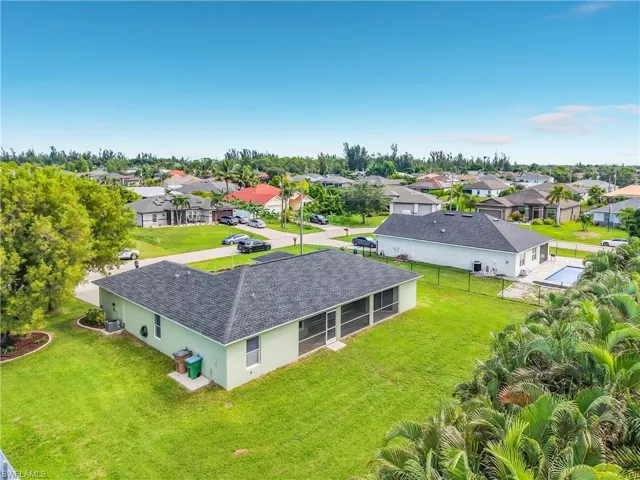 1808 Sw 12th Ln, Cape Coral, Florida 33991