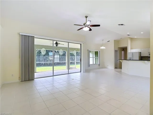 1808 Sw 12th Ln, Cape Coral, Florida 33991