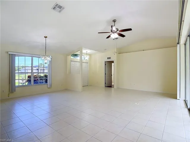 1808 Sw 12th Ln, Cape Coral, Florida 33991
