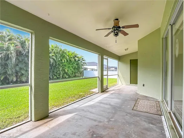 1808 Sw 12th Ln, Cape Coral, Florida 33991