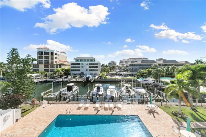 See your boat and boat dock from your unit!