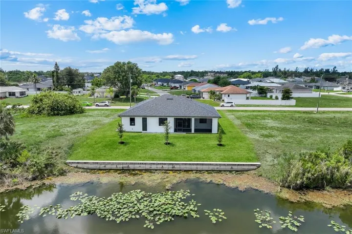 313 Ne 5th Ter, Cape Coral, Florida 33909