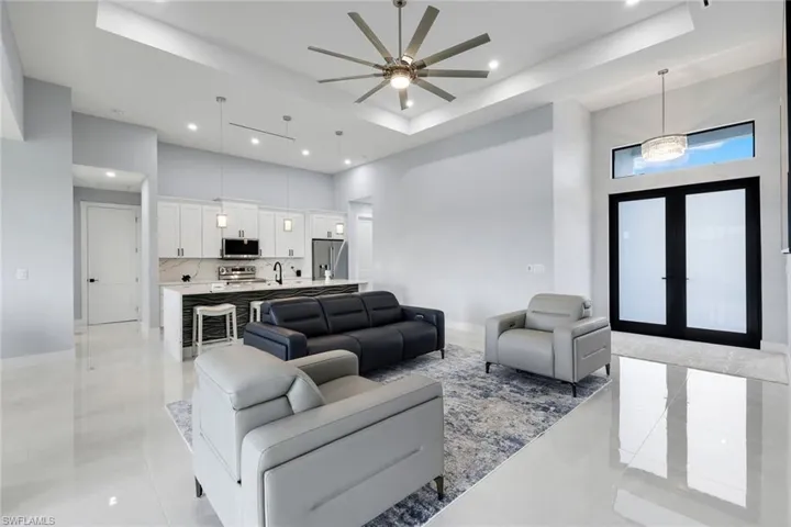 313 Ne 5th Ter, Cape Coral, Florida 33909