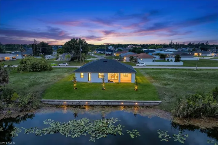 313 Ne 5th Ter, Cape Coral, Florida 33909