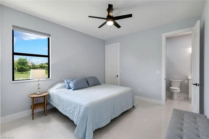 313 Ne 5th Ter, Cape Coral, Florida 33909