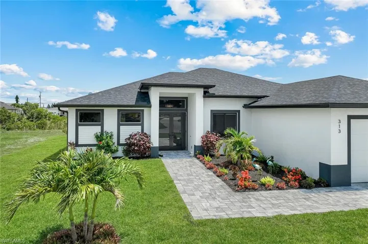 313 Ne 5th Ter, Cape Coral, Florida 33909