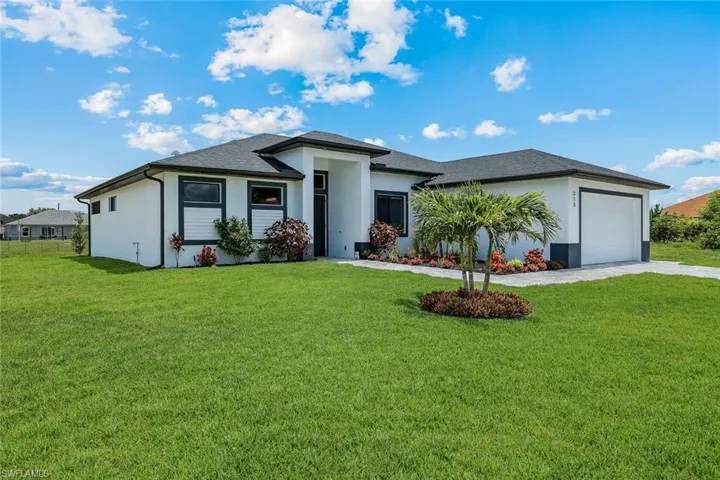 313 Ne 5th Ter, Cape Coral, Florida 33909