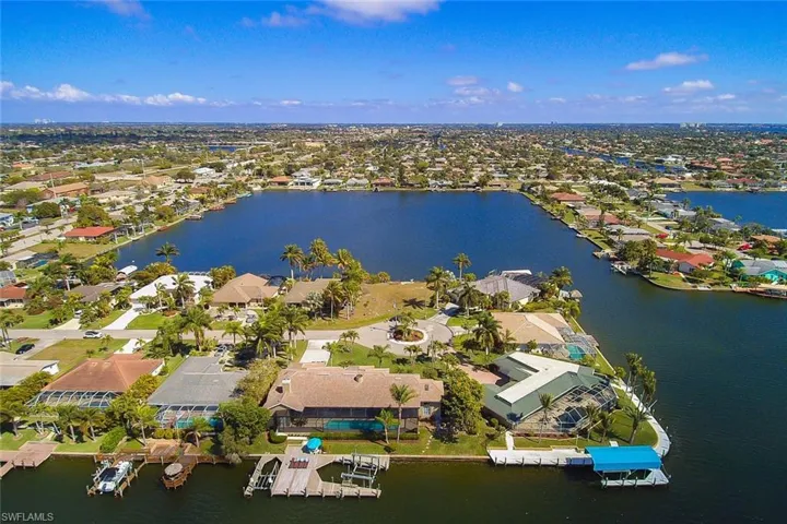 4902 Sw 5th Pl, Cape Coral, Florida 33914