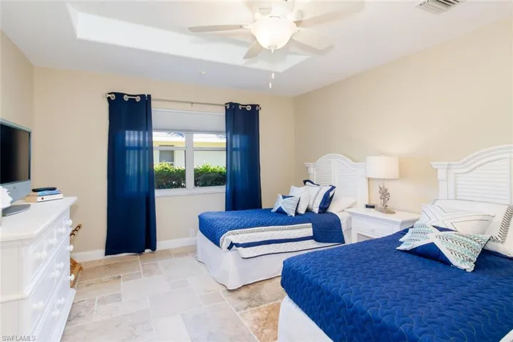 4902 Sw 5th Pl, Cape Coral, Florida 33914