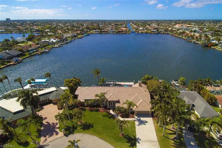 4902 Sw 5th Pl, Cape Coral, Florida 33914