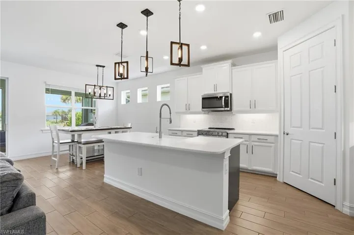 28032 Captiva Shell Loop, Bonita Springs, Florida 34135
