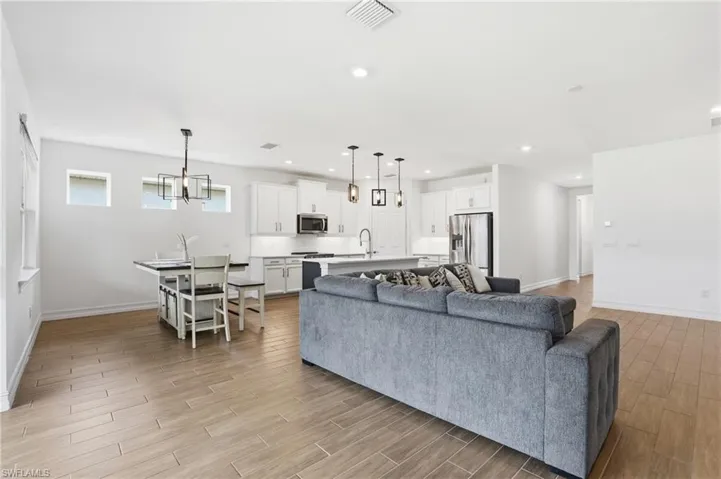 28032 Captiva Shell Loop, Bonita Springs, Florida 34135