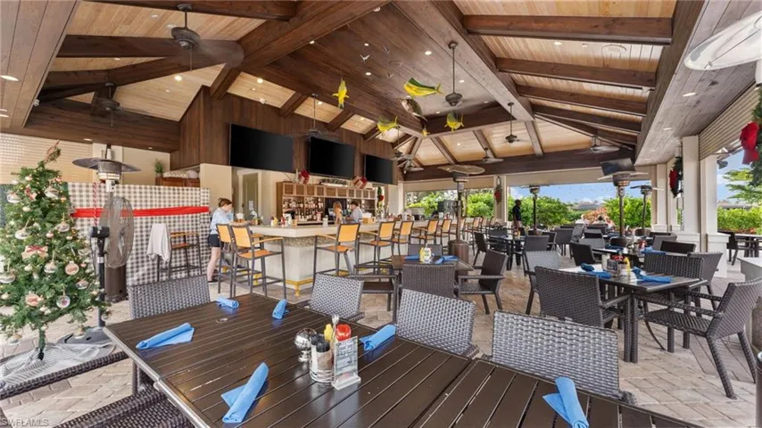 Poolside Bar