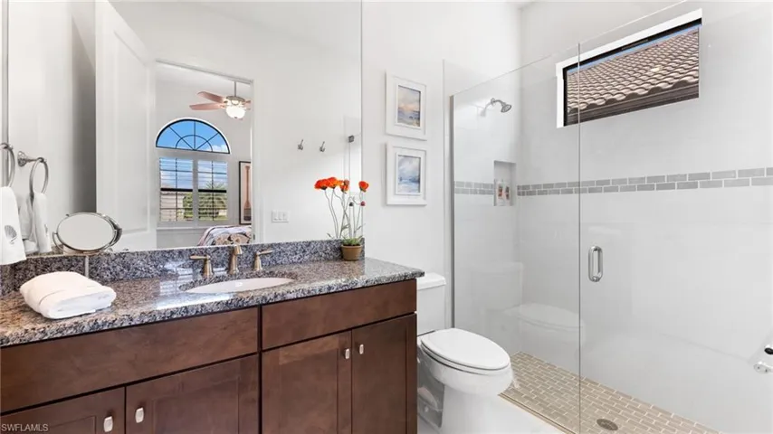 Guest Bed 1 Ensuite Bath