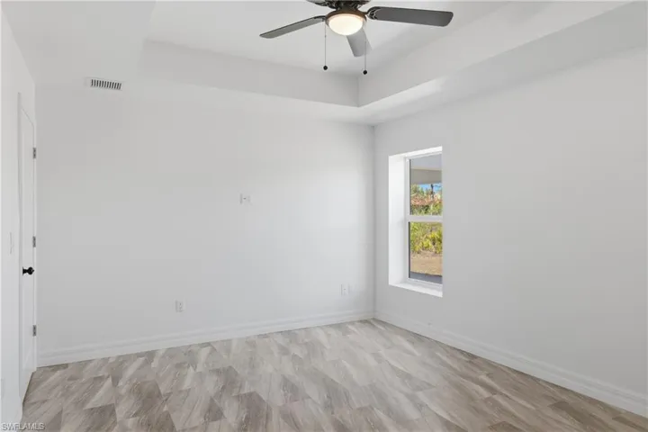 902  Clark  AVE, Lehigh Acres, FL 33972