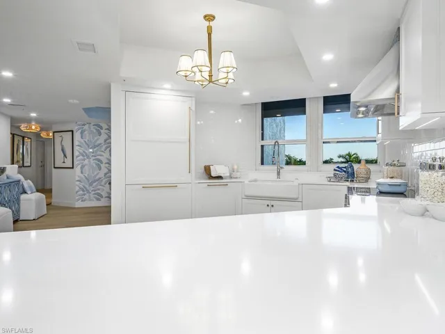 Great work space and light; and fantastic space to entertain!
